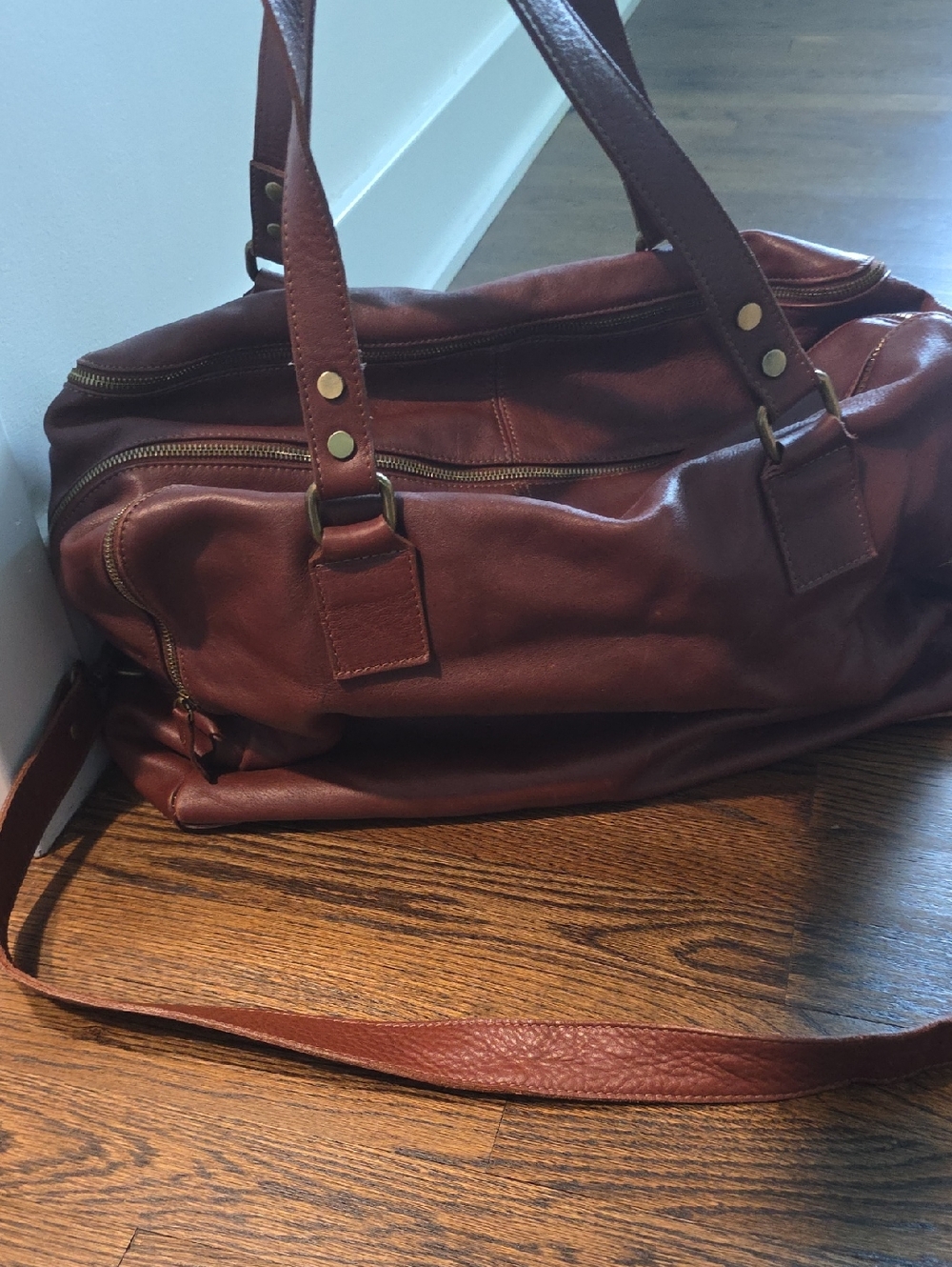 Leather Weekender Bag - Brown